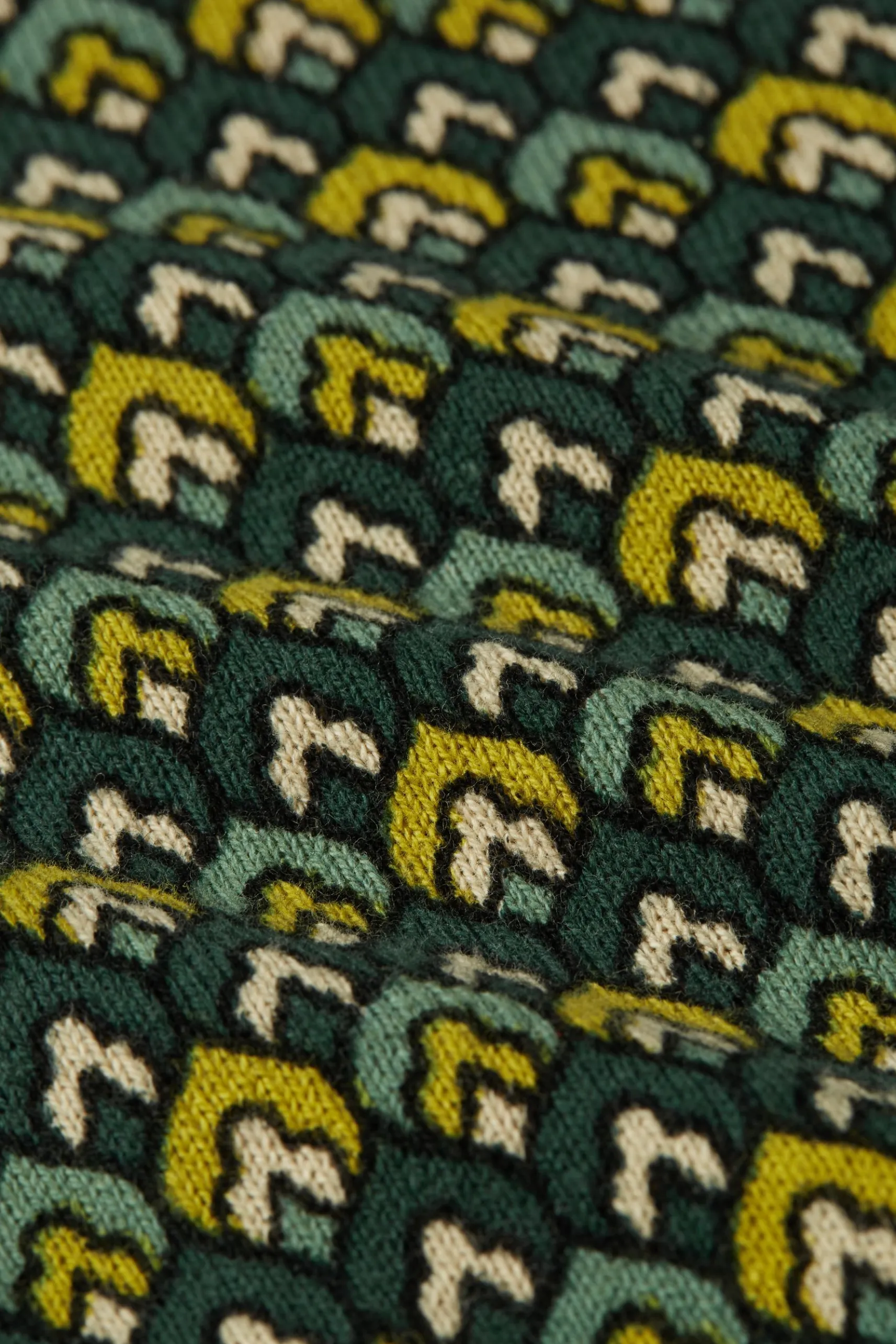 Cardi Roundneck Darling