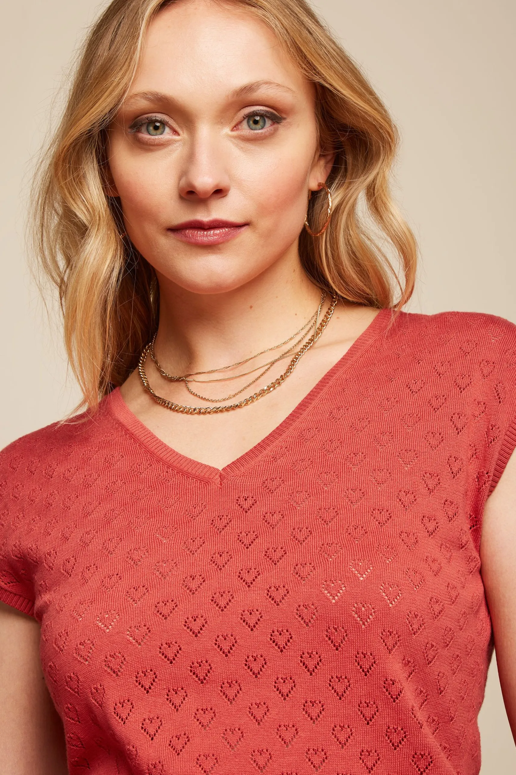 Deep V Top Heart Ajour