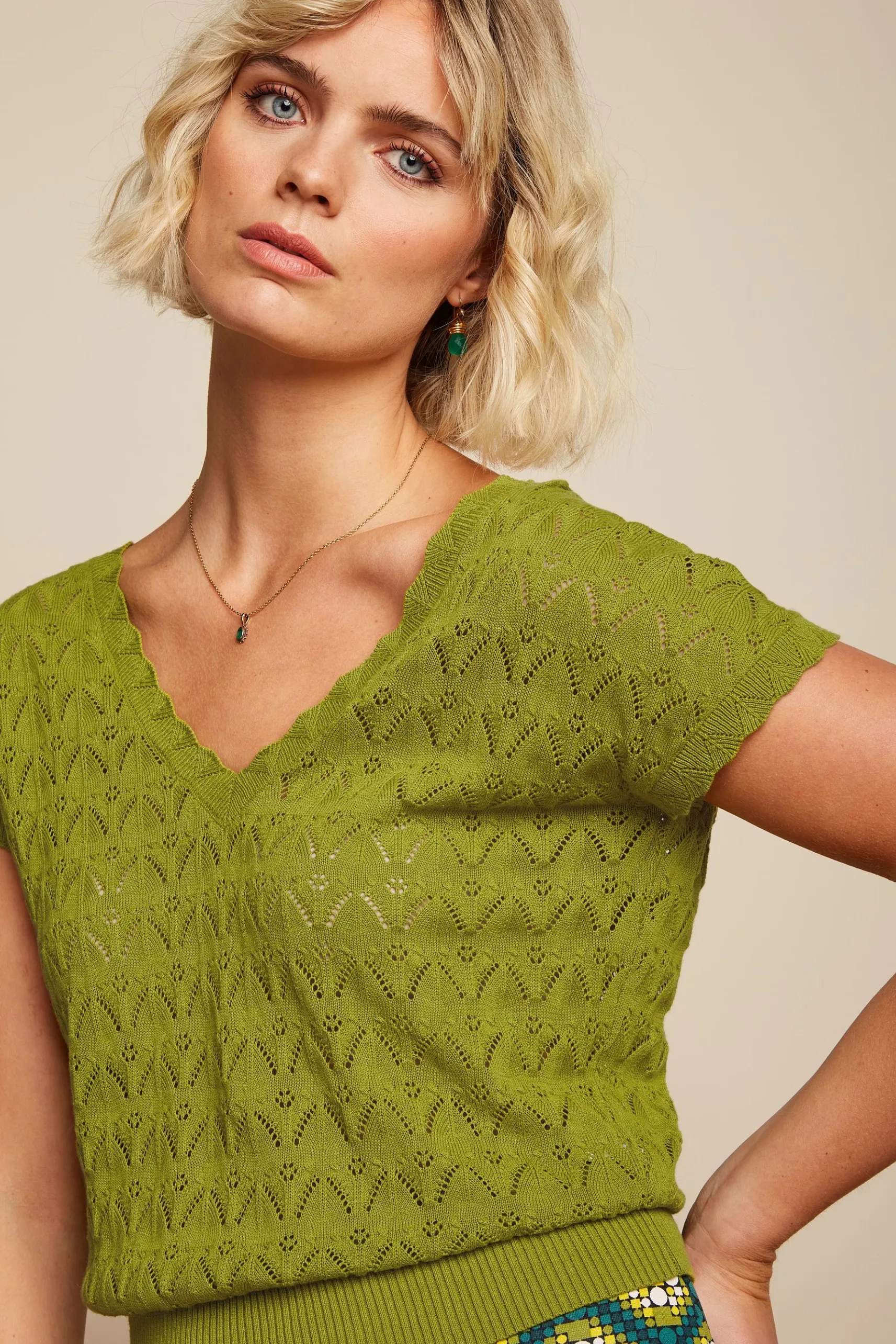 Lila V Top Rocky Ajour