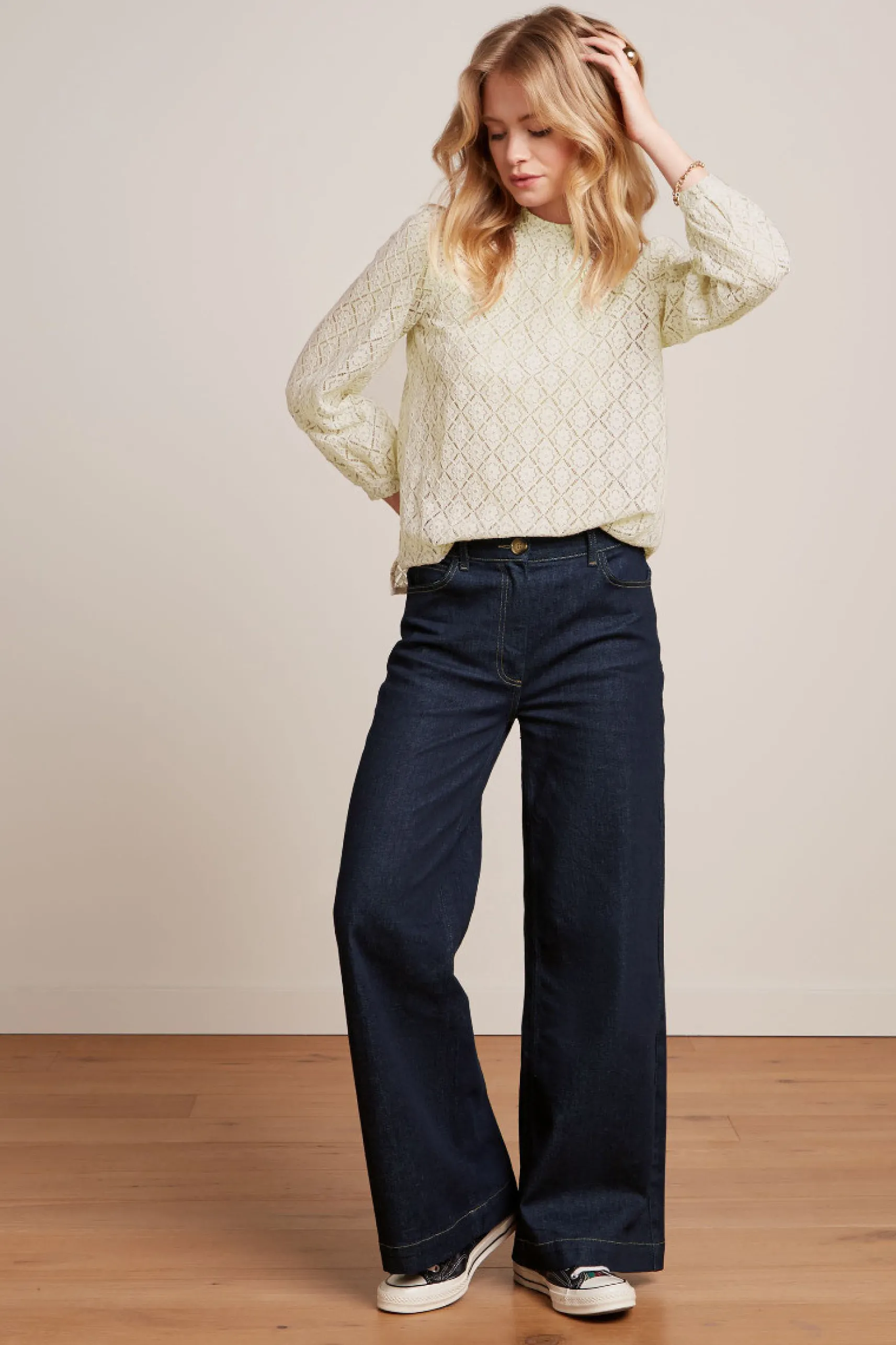 Phoebe Top Artiste Lace